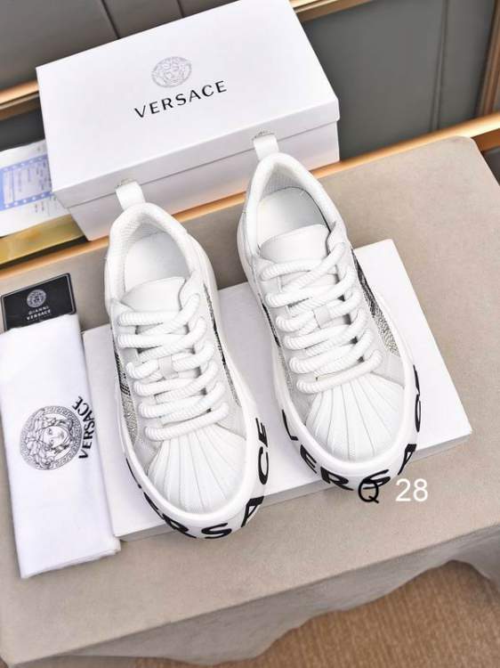 Picture of Versace Shoes _SKUVersacesz38-45N100220437